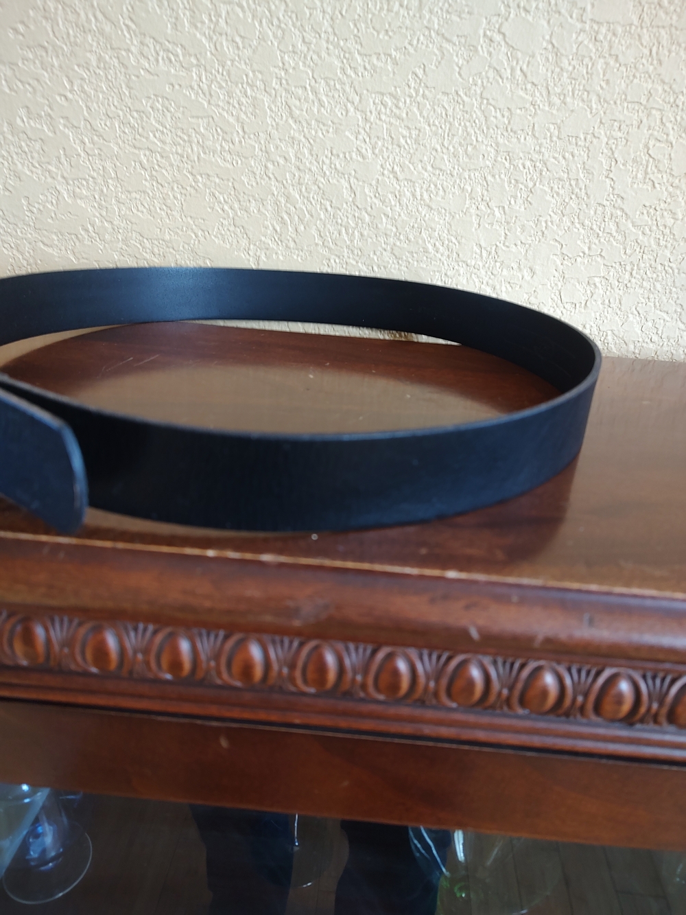 Fossil Black Leather Belt with Silver Rounded Buckle - Picture 5 of 12